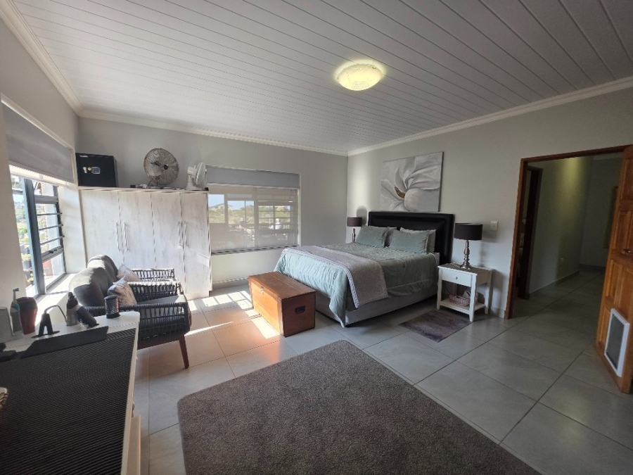 3 Bedroom Property for Sale in Dana Bay Western Cape